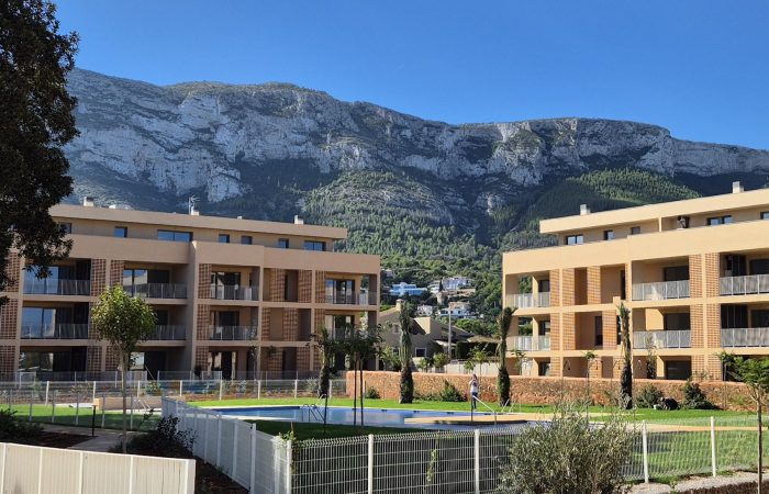 Apartments with Montgo mountain views